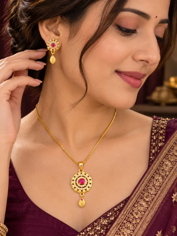 Gold_Tone_Statement_Necklace_And_Earrings_Set_for_Women