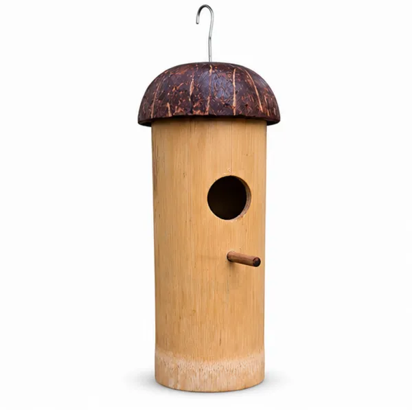 Bamboo_Hanging_Bird_House_With_Coconut_Shell_Roof