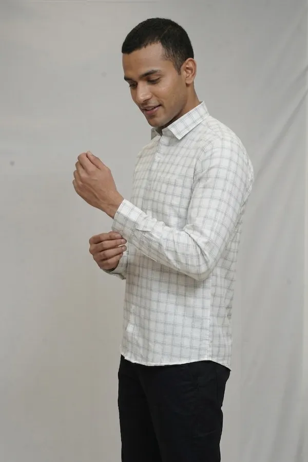 45_Cf_Jecord_Checks_Silver_With_Navy_Blue