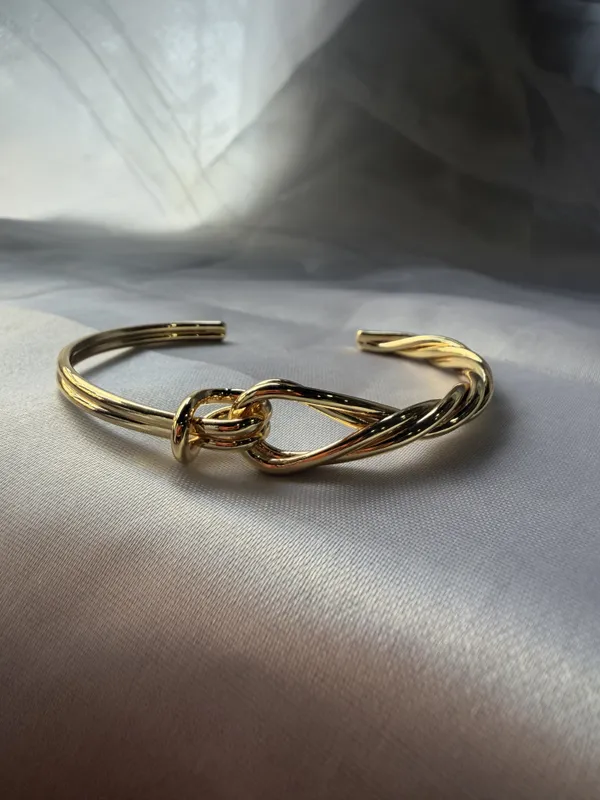 Gold_Stainless_Steel_Twisted_Knot_Cuff_Bangle_Bracelet_For_Women
