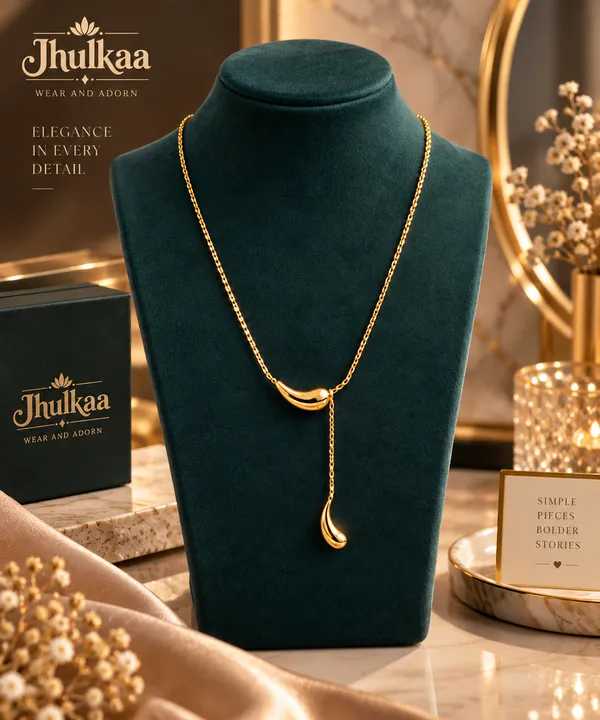 Gold_Stainless_Steel_Crescent_Minimal_Pendant_Necklace_For_Women