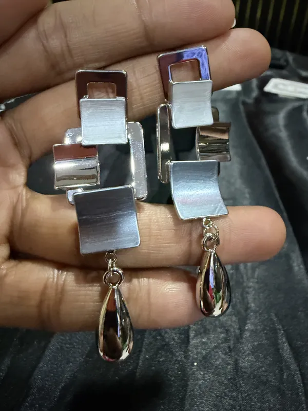 Silver_Geometric_Rectangular_Drop_Earrings_For_Women