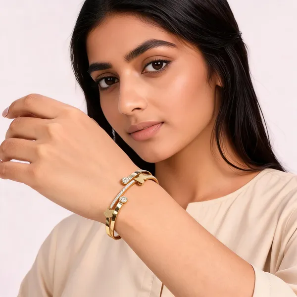 Gold_Stainless_Steel_Butterfly_Crystal_Bangle_Bracelet_For_Women