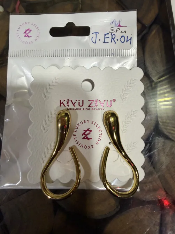 Gold_Stainless_Steel_Curved_Teardrop_Drop_Earrings_For_Women