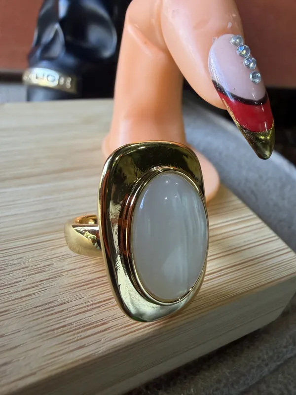 Gold_Stainless_Steel_Oval_Cabochon_Statement_Ring_For_Women