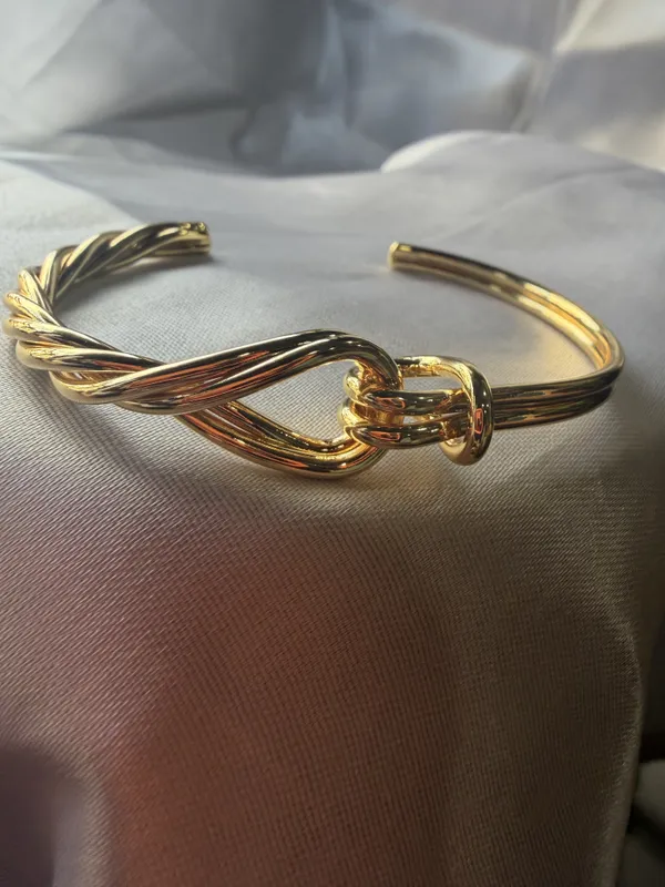 Gold_Stainless_Steel_Twisted_Knot_Cuff_Bangle_Bracelet_For_Women