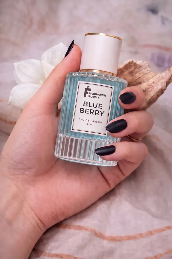 Fragrance_Scent_Blueberry_Fruity_Floral_Extrait_De_Parfum