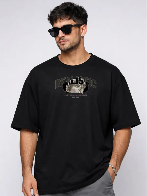 Black_Oversized_Graphic_Print_T-Shirt_For_Men
