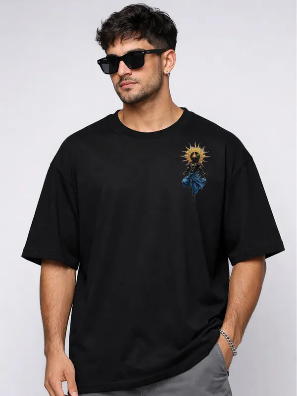 Black_Graphic_Print_Oversized_T-Shirt_For_Men