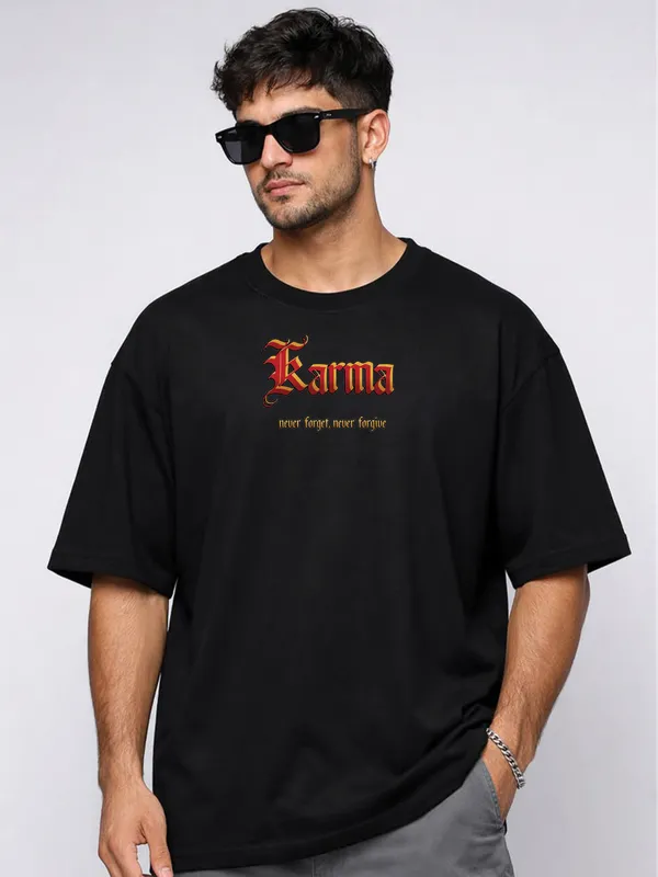 Black_Oversized_Karma_Graphic_Print_T-Shirt_For_Men