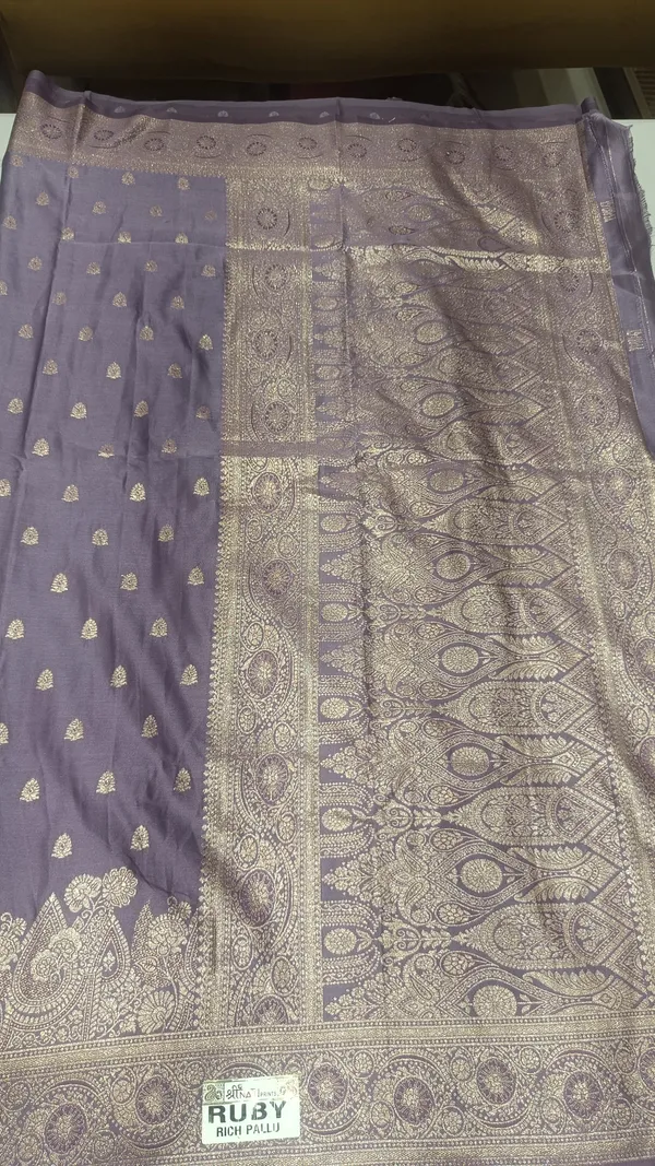 Lavender_Zari_Rich_Pallu_Saree_for_Women