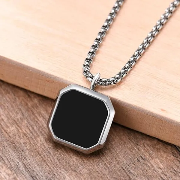 Silver_Tone_Geometric_Pendant_Necklace_for_All