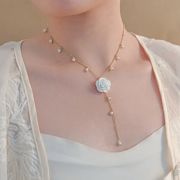 Gold_Tone_Pearl_Rose_Pendant_Necklace_for_Women