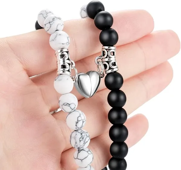 Black_And_White_Beaded_Couple_Bracelets_For_Couples
