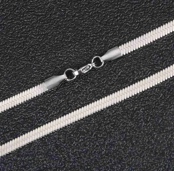 Silver_Tone_Snake_Chain_Necklace_for_Men_And_Women