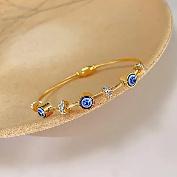 Blue_Evil_Eye_Charm_Bracelet_for_Women
