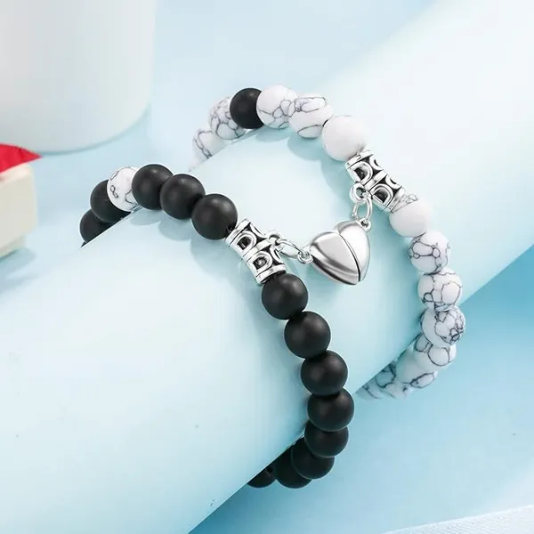 Black_And_White_Beaded_Couple_Bracelets_For_Couples