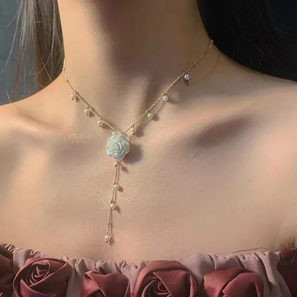 Gold_Tone_Pearl_Rose_Pendant_Necklace_for_Women