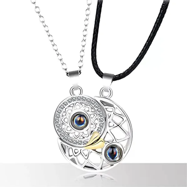Silver_Tone_Couple_Pendant_Necklace_Set_for_Couples