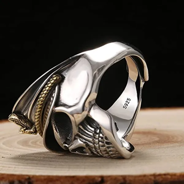 Silver_Skull_Statement_Ring_for_Men