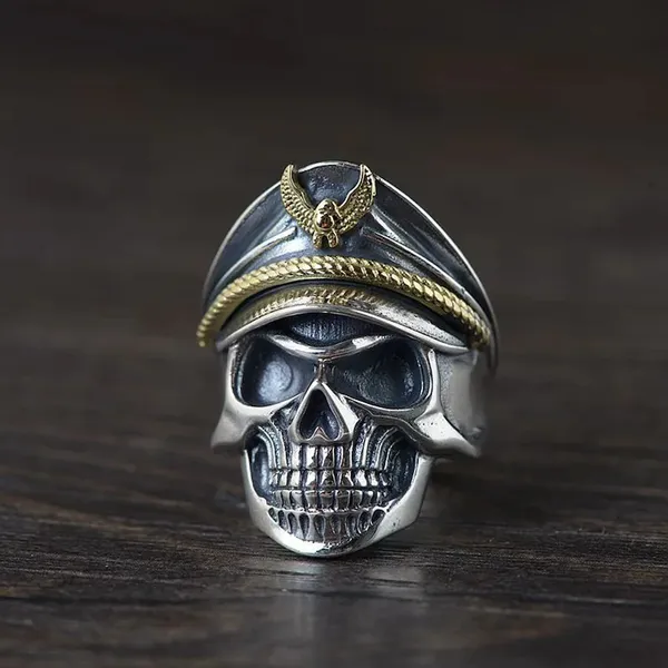 Silver_Skull_Statement_Ring_for_Men
