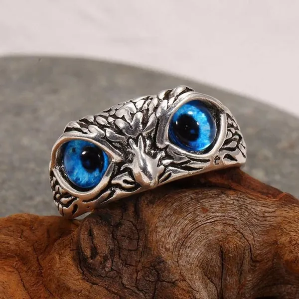 Silver_Tone_Adjustable_Hand_Motif_Ring_for_Women