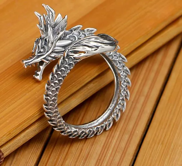 Black_Metal_Flying_Eagle_Ring