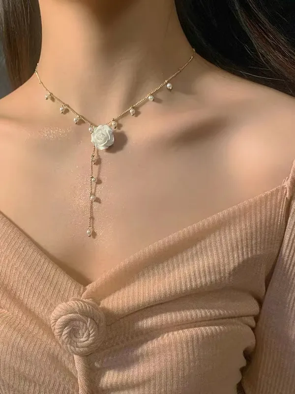 Gold_Tone_Pearl_Rose_Pendant_Necklace_for_Women