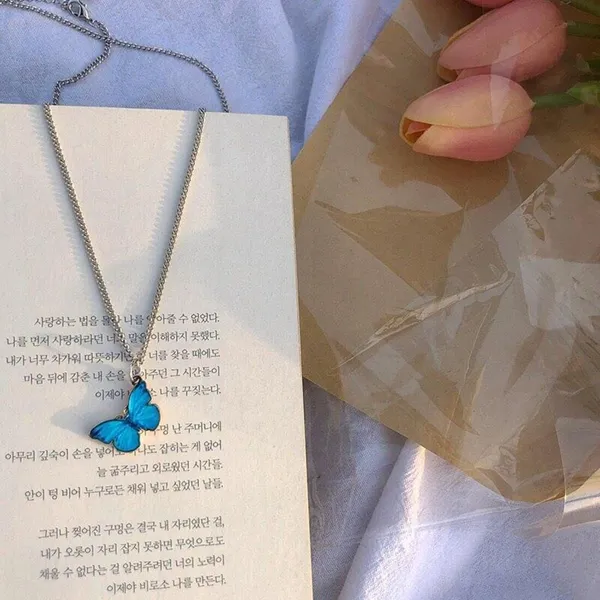 Blue_Butterfly_Pendant_Necklace_For_Women