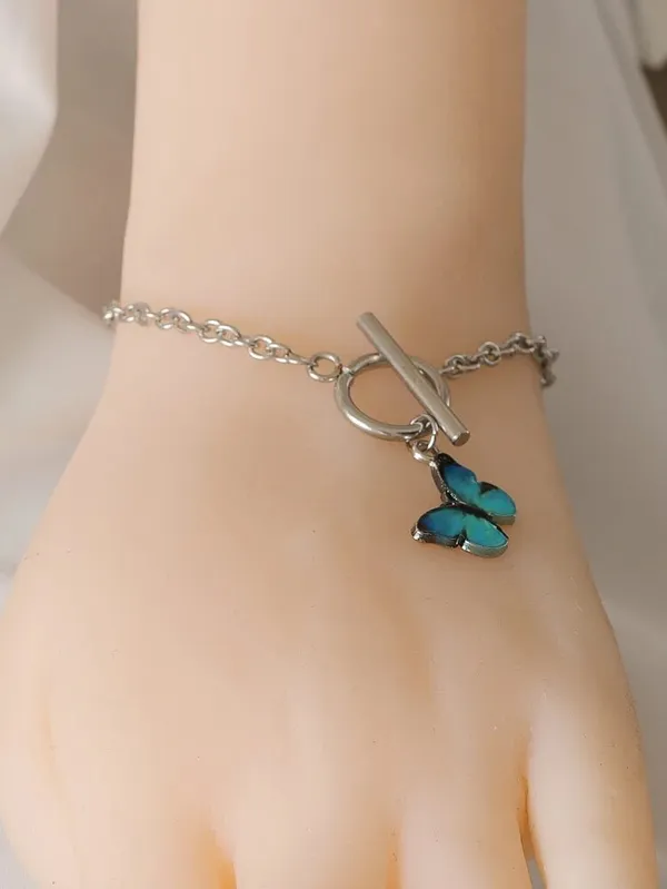 Silver_Butterfly_Charm_Chain_Bracelet_for_Women