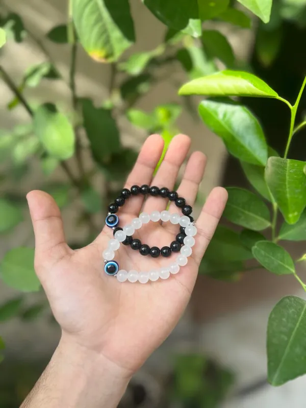 Black_And_White_Beaded_Evil_Eye_Bracelets_for_Couples