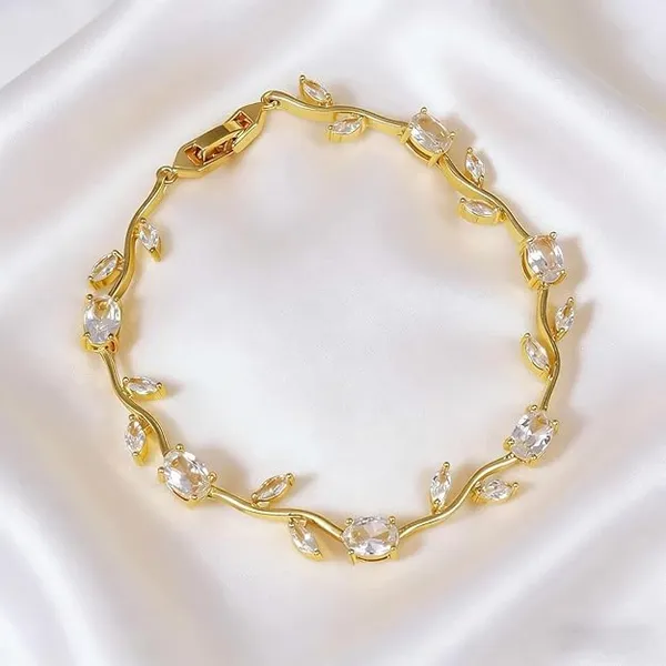 Gold_Tone_Crystal_Link_Bracelet_for_Women
