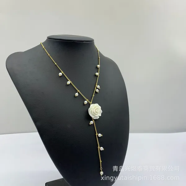 Gold_Tone_Pearl_Rose_Pendant_Necklace_for_Women