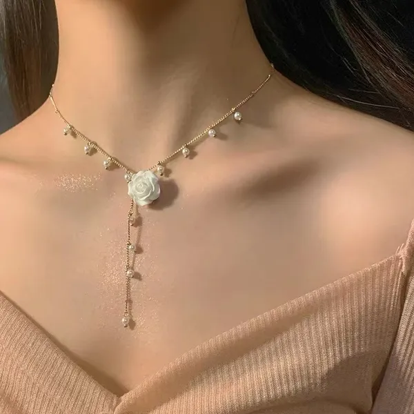 Gold_Tone_Pearl_Rose_Pendant_Necklace_for_Women