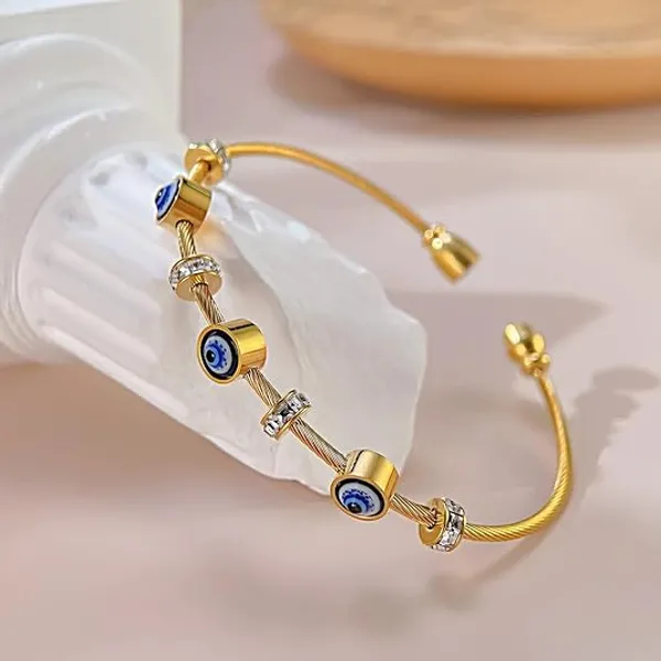 Blue_Evil_Eye_Charm_Bracelet_for_Women