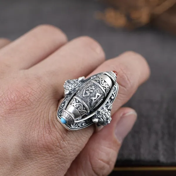 Silver-Tone_Ornate_Statement_Ring_for_Men