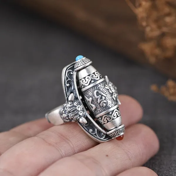 Silver-Tone_Ornate_Statement_Ring_for_Men
