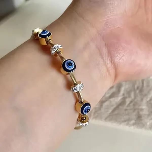 Blue_Evil_Eye_Charm_Bracelet_for_Women