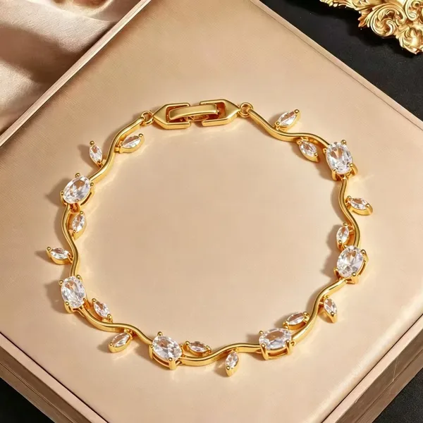 Gold_Tone_Leaf_Stone_Necklace_for_Women
