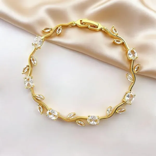 Gold_Tone_Crystal_Link_Bracelet_for_Women