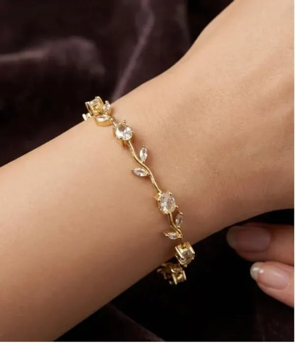 Gold_Tone_Crystal_Link_Bracelet_for_Women