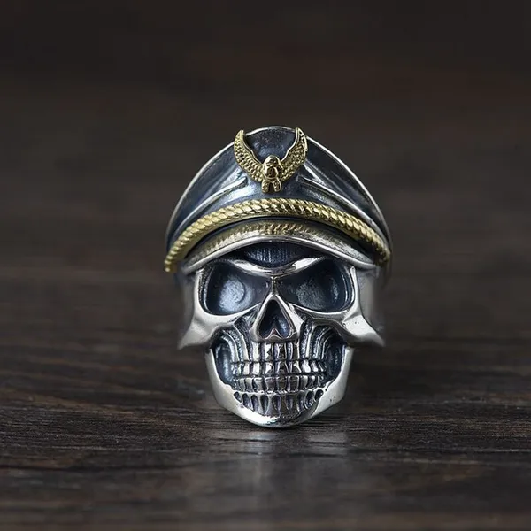 Silver_Skull_Statement_Ring_for_Men