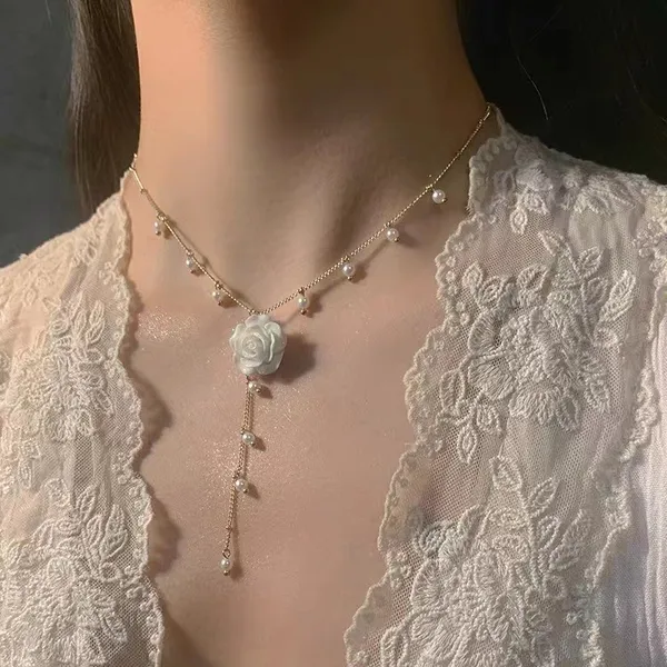 Gold_Tone_Pearl_Rose_Pendant_Necklace_for_Women