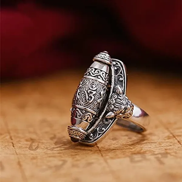 Silver-Tone_Ornate_Statement_Ring_for_Men