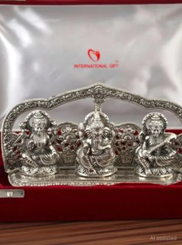 International_Gift_Showpiece_Gift_Set