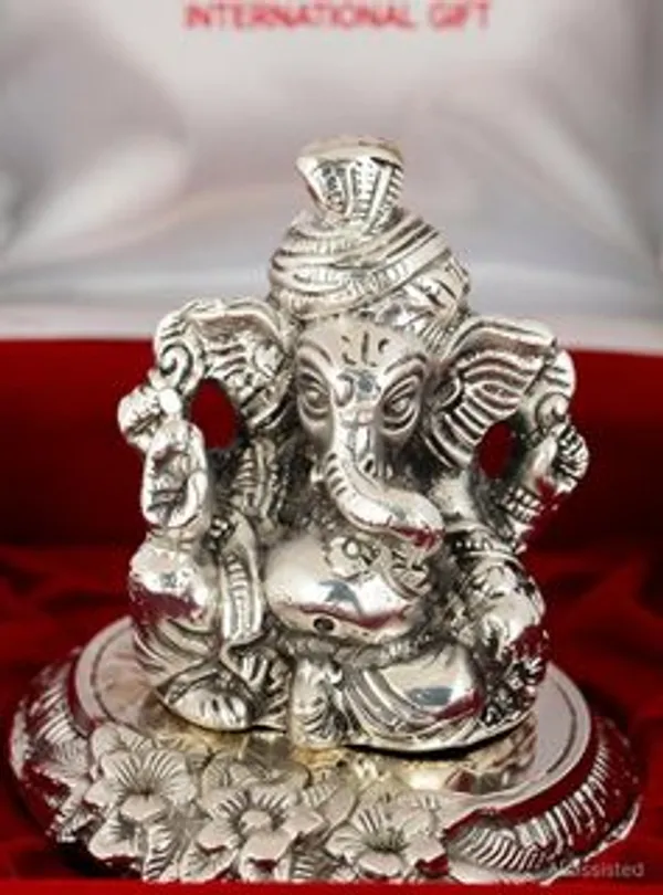 International_Gift_Showpiece_Gift_Set