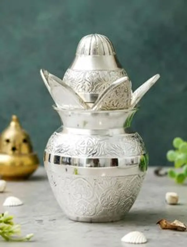 Brass_Silver_Plated_Traditional_Pooja_Kalash