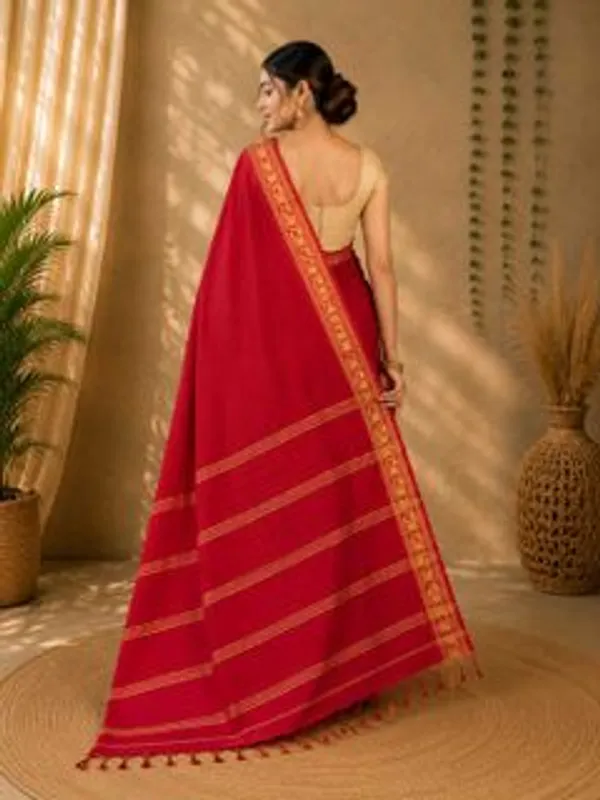 Bs_Dresses_Woven_Handloom_Cotton_Blend_Saree_Red