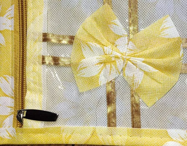 Aspora_Saree_Cover_Bow_Design_Single_Saree_Cover_Pack_of_12_storage_bag_saree_packing_bag_pack_of_12_organizer_SAREE-12-PACK_(Yellow)