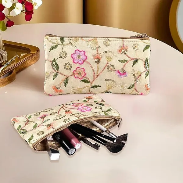 Aspora_Cosmetic_Pouch_(Beige)